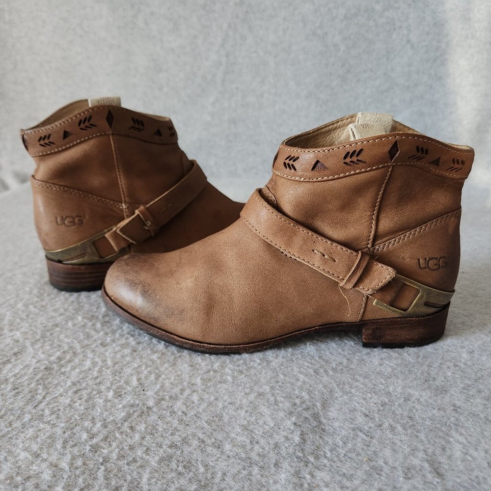UGG Australia Austin Leather Cowboy Ankle Boots Pull-On Brown